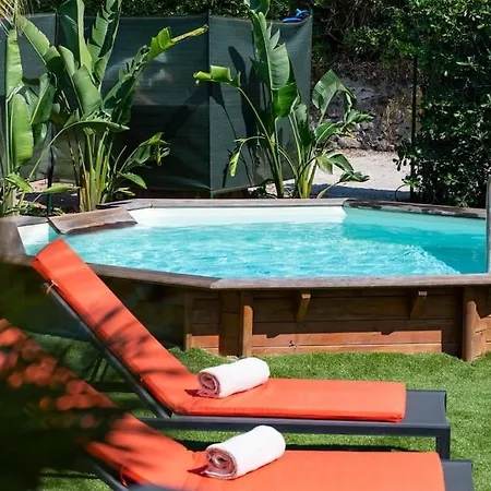 Maison Tropezienne En Plein Centre Avec Jardin Et Piscine Villa *