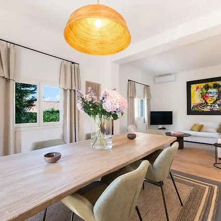 Villa Maison Tropezienne En Plein Centre Avec Jardin Et Piscine *