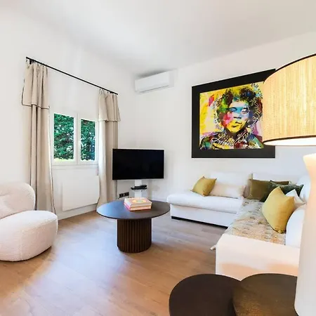 Villa Maison Tropezienne En Plein Centre Avec Jardin Et Piscine *